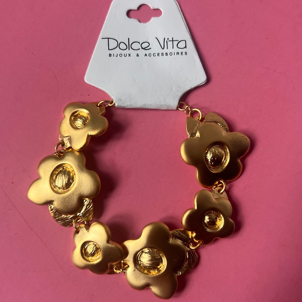 Vintage Dolce Vita Paris Gold Tone Floral Bracelet NOS France Bijoux